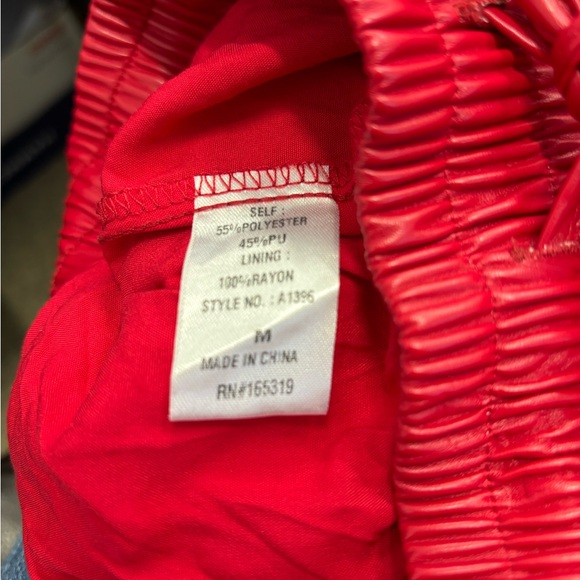 Red ruffle mini skirt/skort by Lyn Burches - Picture 6 of 6